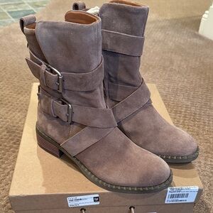 NIB Gentle Souls boot, 7